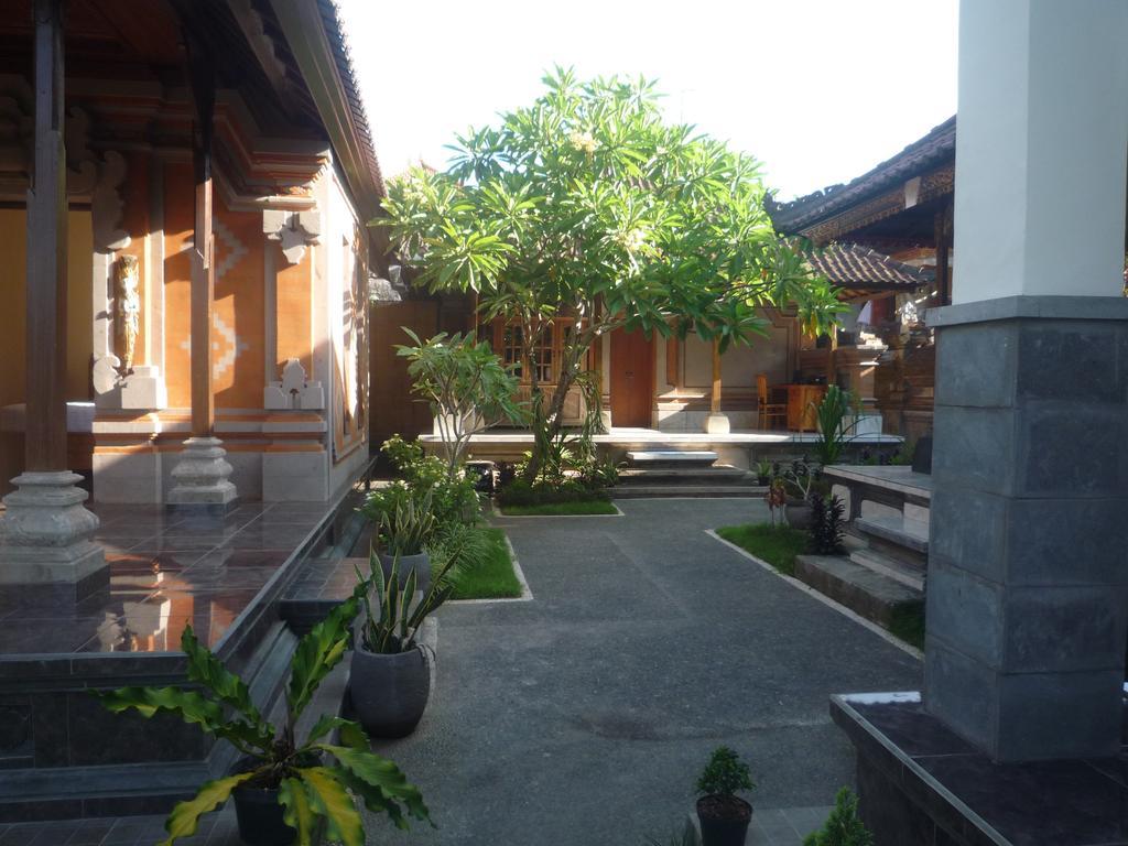 Pratama House Lejlighed Ubud Værelse billede
