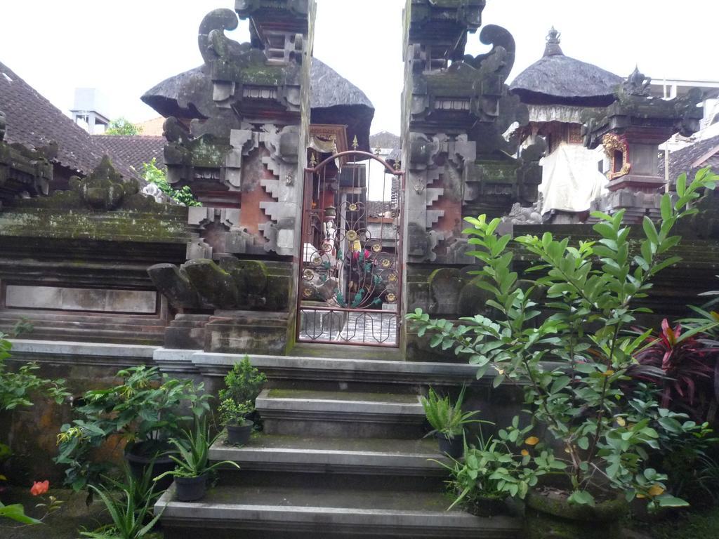 Pratama House Lejlighed Ubud Eksteriør billede